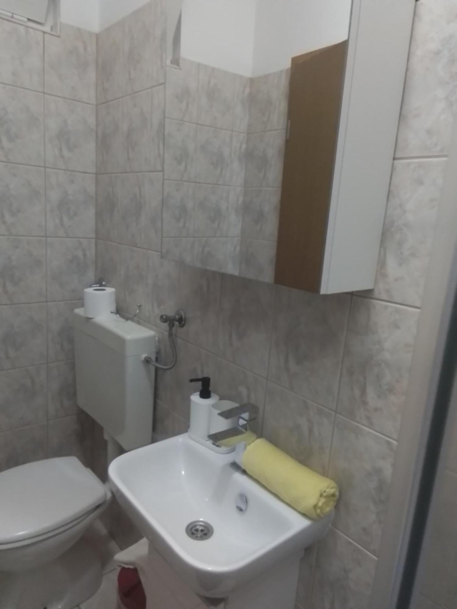 Apartmani Fani 2 Min Walking From Sea Orebić Esterno foto