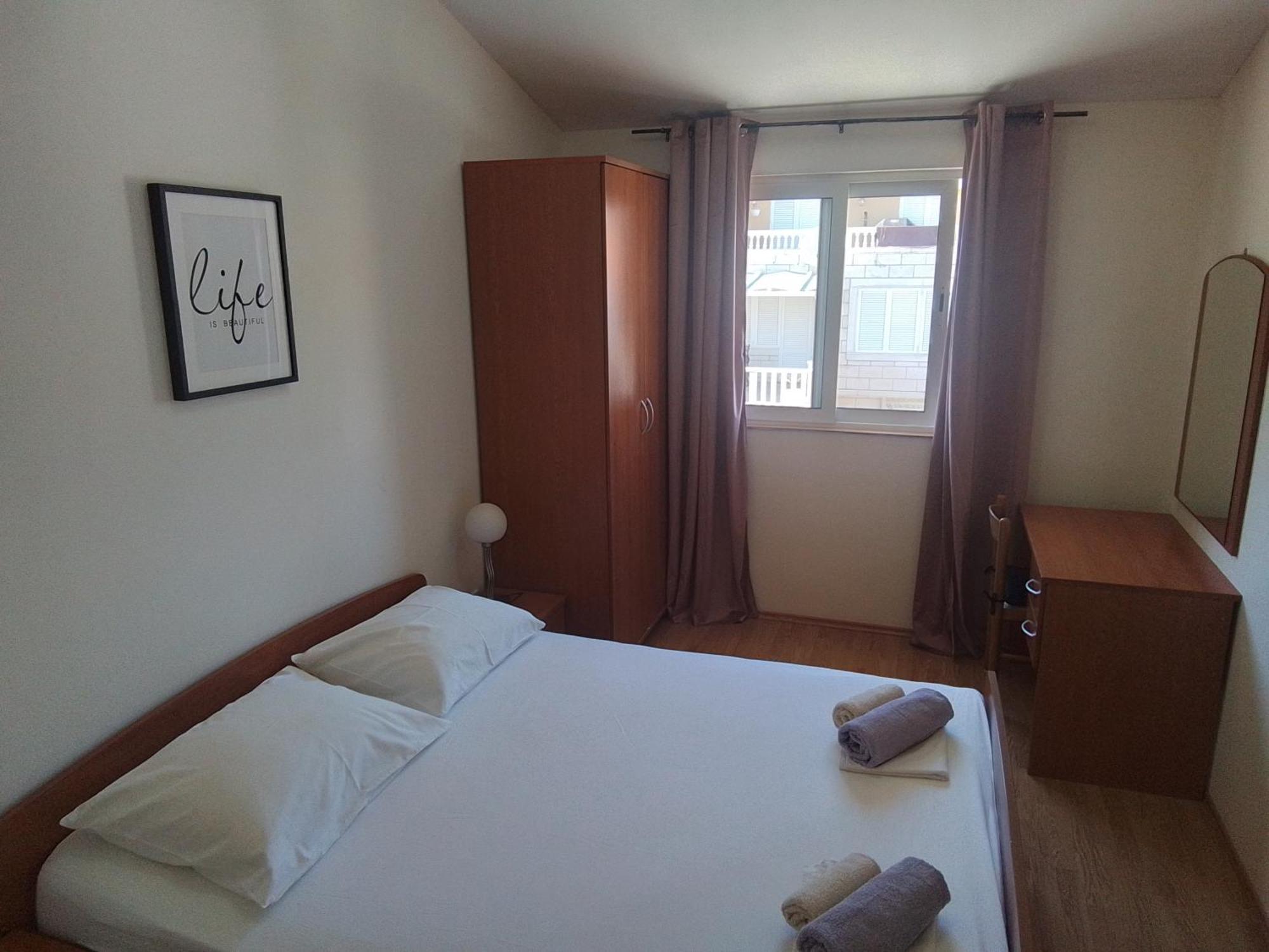 Apartmani Fani 2 Min Walking From Sea Orebić Esterno foto