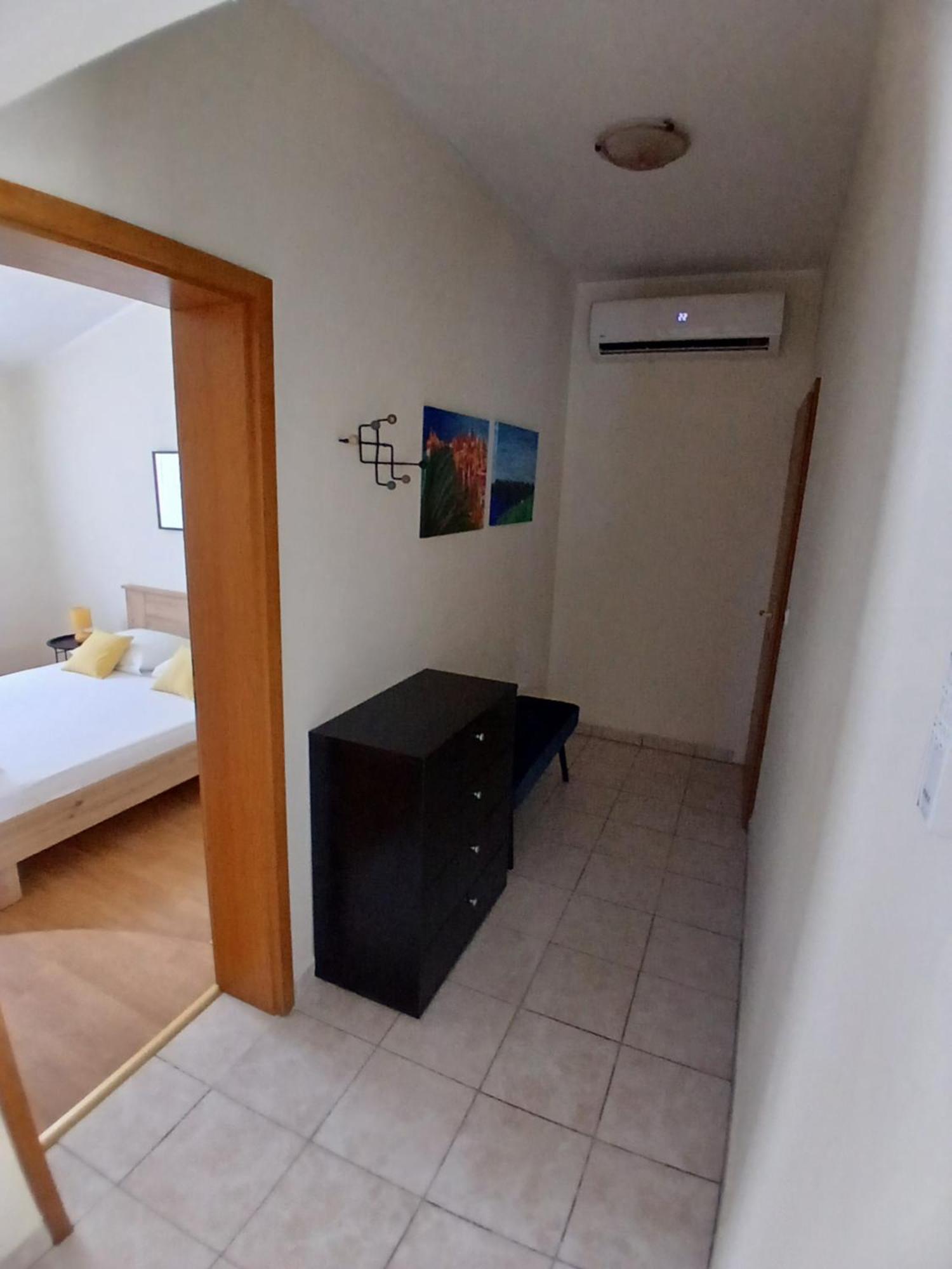 Apartmani Fani 2 Min Walking From Sea Orebić Esterno foto